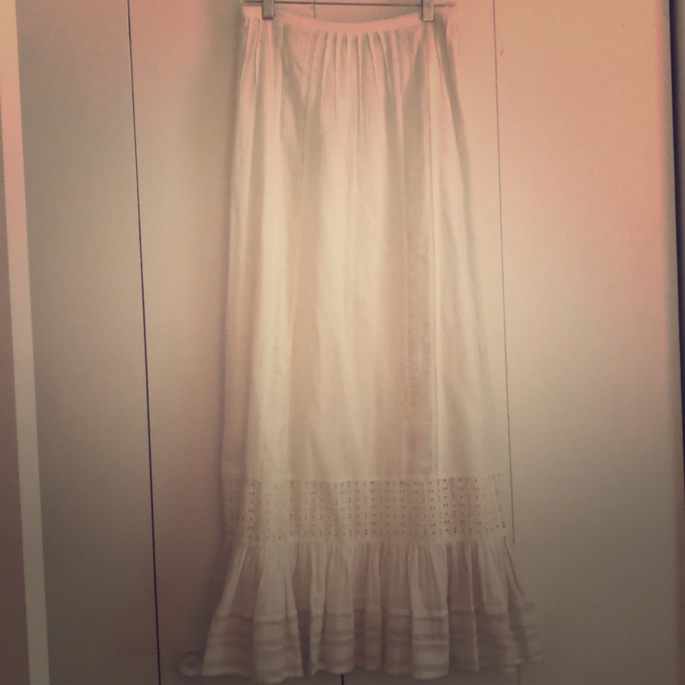 White linen skirt